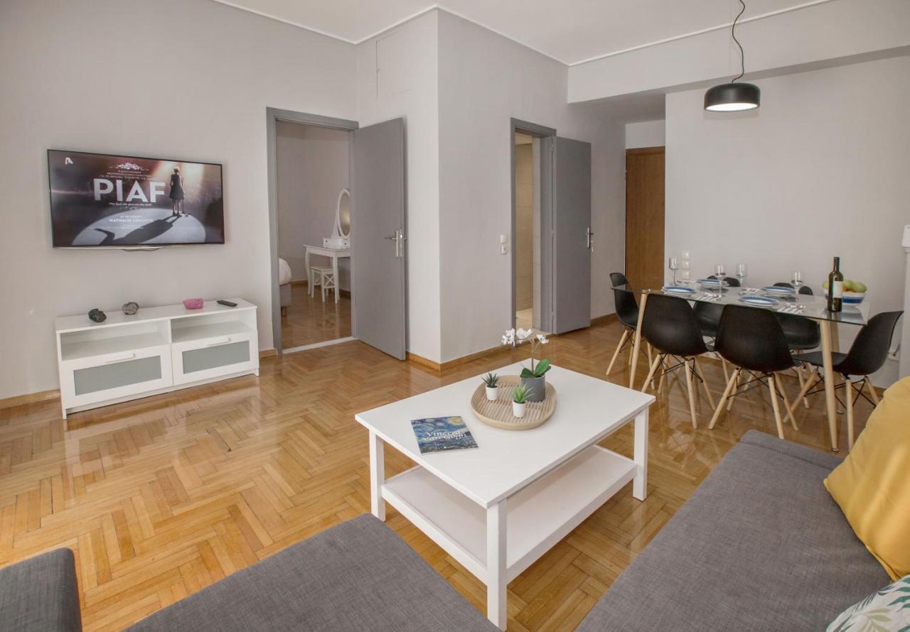 Cozy Apartment In Syntagma-Plaka By Ghh アテネ エクステリア 写真